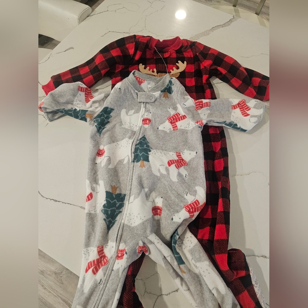 Cozy Kids Pajamas Set - Red and Gray